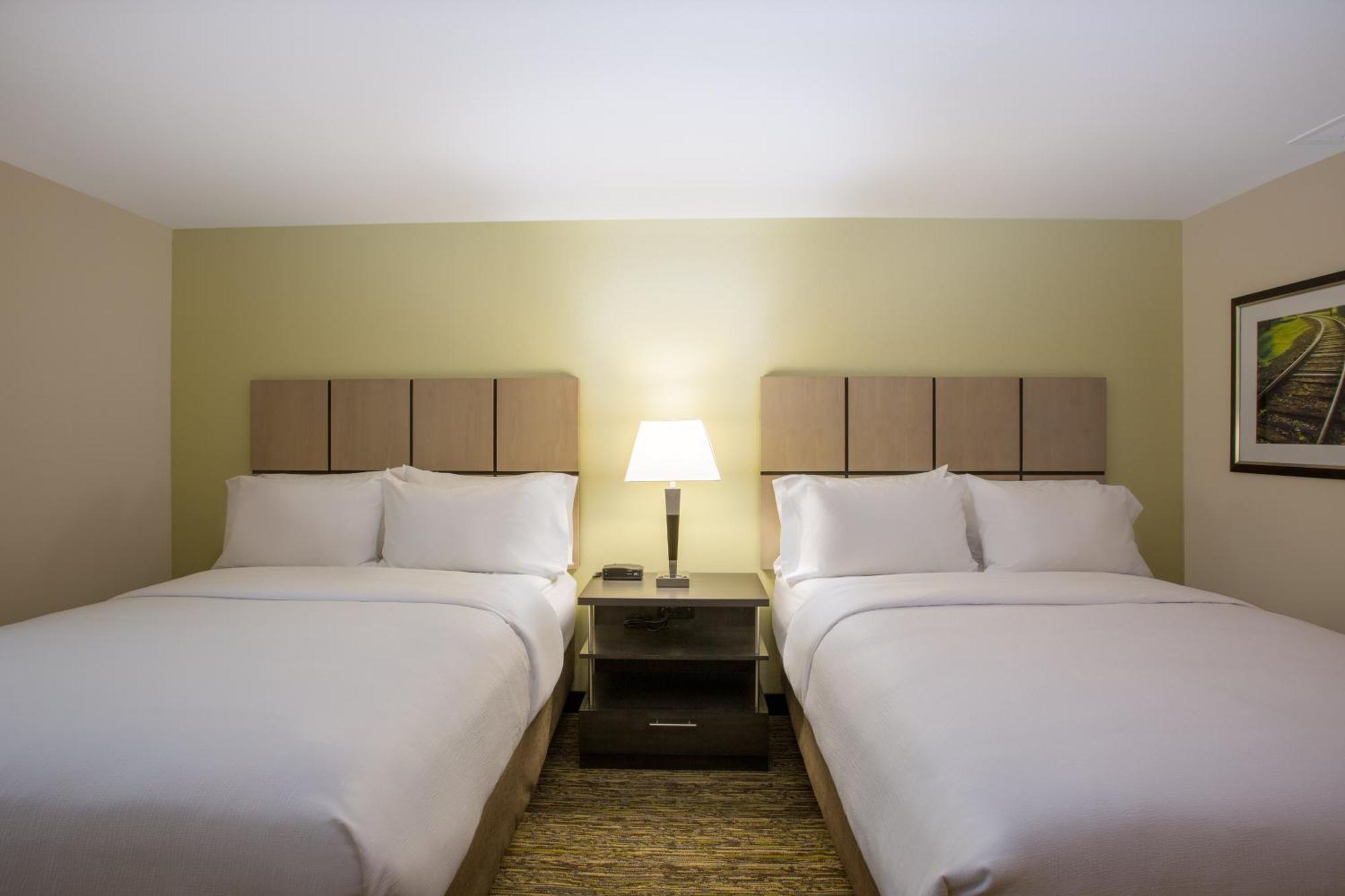 แคนเดิ้ลวูด สวีท เบลวู Hotel ภายนอก รูปภาพ